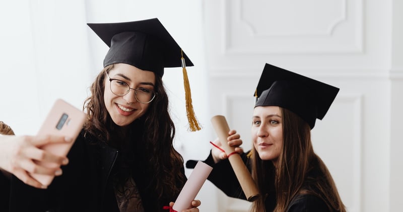 Average College Graduate Salary in 2022