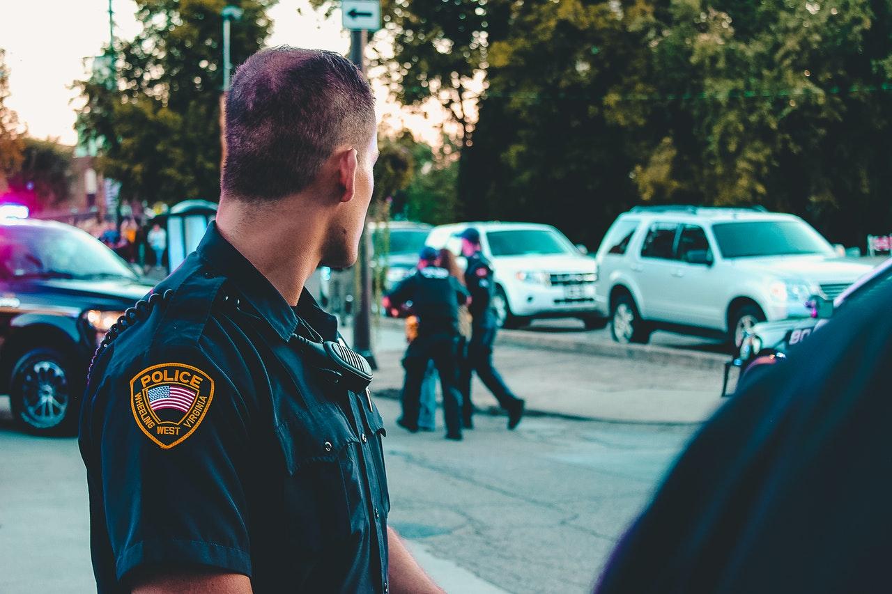 How Much Does a Police Officer Make by State? 